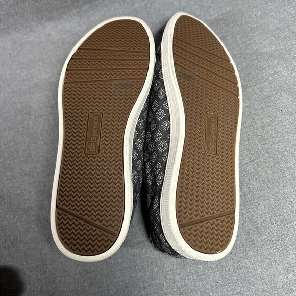 New Spenco Women's Santa Maria Batik Sneaker Size W 9-1/2 B Black Print Slip On - Picture 5 of 9